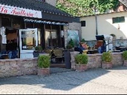 照片: La Trattoria